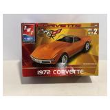 AMT Ertl 1972 Corvette Model Kit 1:24 Scale