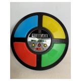 Vtg Simon game (missing back battery cover)