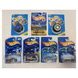Hot Wheels vehicles (5) total &  (2) Yoyo