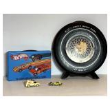 Vintage Hot Wheels Cases & 2 Cars