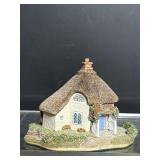 Lilliput lane  - cat