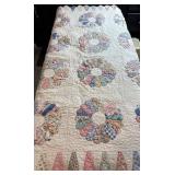 Vintage Quilt 86'x73.5'