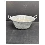 Vintage Enamelware Bowl with Handles 8' Dia 3'H