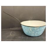 Vintage Enamelware Pan 11.75' Dia 9' Handle