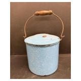 Vintage Enamelware Pail with Lid 8.5' Dia & 8'H