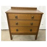 Small 3 Drawer Dresser 30'x17.5'x31.5'