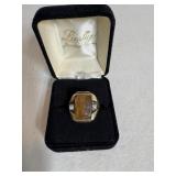 Men's Cameo ring marked 10Kt gold (ring only)