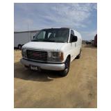 2002 GMC SAVANA G2500 Carryall Van...