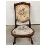 Vtg Tapestry folding rocker - spot on cushion