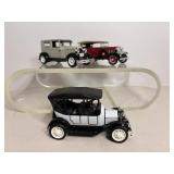 Vtg 1915 Chevrolet, 1932 Confederate series...