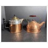 Vtg Revere ware tea pot & Mannin Bownman..