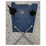 Work Sport apron, 4-way lug wrench & funnels