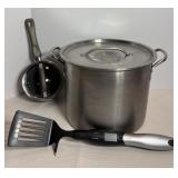 3 gallon stainless steel pot & Farberware pot....
