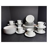 Vtg Carlion Plymouth 303, dinner plates,...