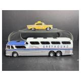 Vtg Grayhound Bus - wiper broken & Taxi
