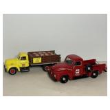 International 1954 Pickup & 1957 Kent Feeds Truck