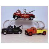 1952 GMC Wrecker 1:34, 1953 Chevy Tow 1:32 &