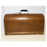 Singer Bent Wood Sewing Machine Case with Key