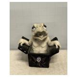 Vtg World of Krystonia "Frobbit" figurine