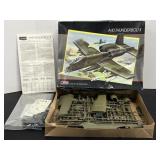 Vtg A-10 Thunderbolt II model kit 1:48 scale