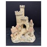 Vtg 1984 Castle gate  by David Winter