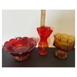 Vtg Ruffled pedestal bowl 7.5"Dia, hand blown...