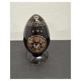 Russian porcelain egg with 24Kt gold details 3.5"