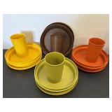 Vintage Tuperware Bowls & Tumblers