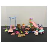 Vintage Littlest Pet Shop Pets & Accessories