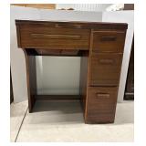 Vintage Singer Sewing Machine & Cabinet 29"x31"H
