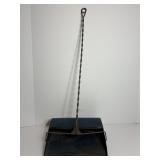 Vtg Columbia - banner stamping works, dustpan