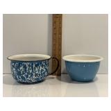 Blue/white swirl chamber pot, blue enamelware...