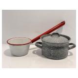 Vtg graniteware pot with lid 6' dia & white ...