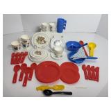 Vtg Basket with play dishes