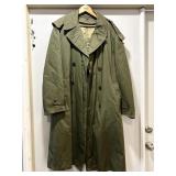 U.S. Army trench coat & gloves & matching..