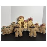 Primitive style ginger bread dolls, wooden ..