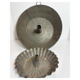 Vtg Angel food cake pan 15'D & small cake...