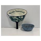 Vtg Blue graniteware ruffled fluted mold...