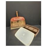 Vintage Metal Handy Helper Dust Pan &