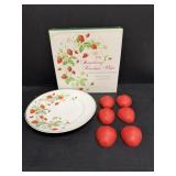 1978 Avon Strawberry 22K Rimmed Porcelain Plate &