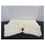 Vtg Table runner 16" x 40", 16" x 76"...