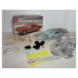 AMT 1966 ford Mustang hardtop 1/25 model kit