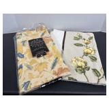 Table clothes rectangle 52" x 70" & 40" x 58"