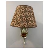Colonial style wall sconce lamp wth glass shade