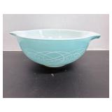 Vtg Pyrex 2.5 qt bowl