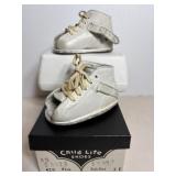 Vtg Leather baby shoes