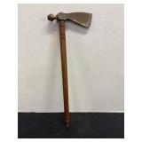 Traditional pipe tomahawk 19"H