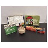 Vtg Dominos, Napit pushing toy-Finland & misc