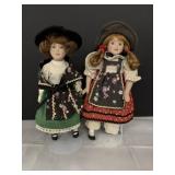 Danbury Mint German Gretchen & Wales Gwynn 8.5"