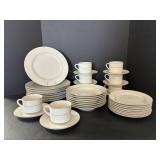 Tienshan Fine China Set 8 Place Settings